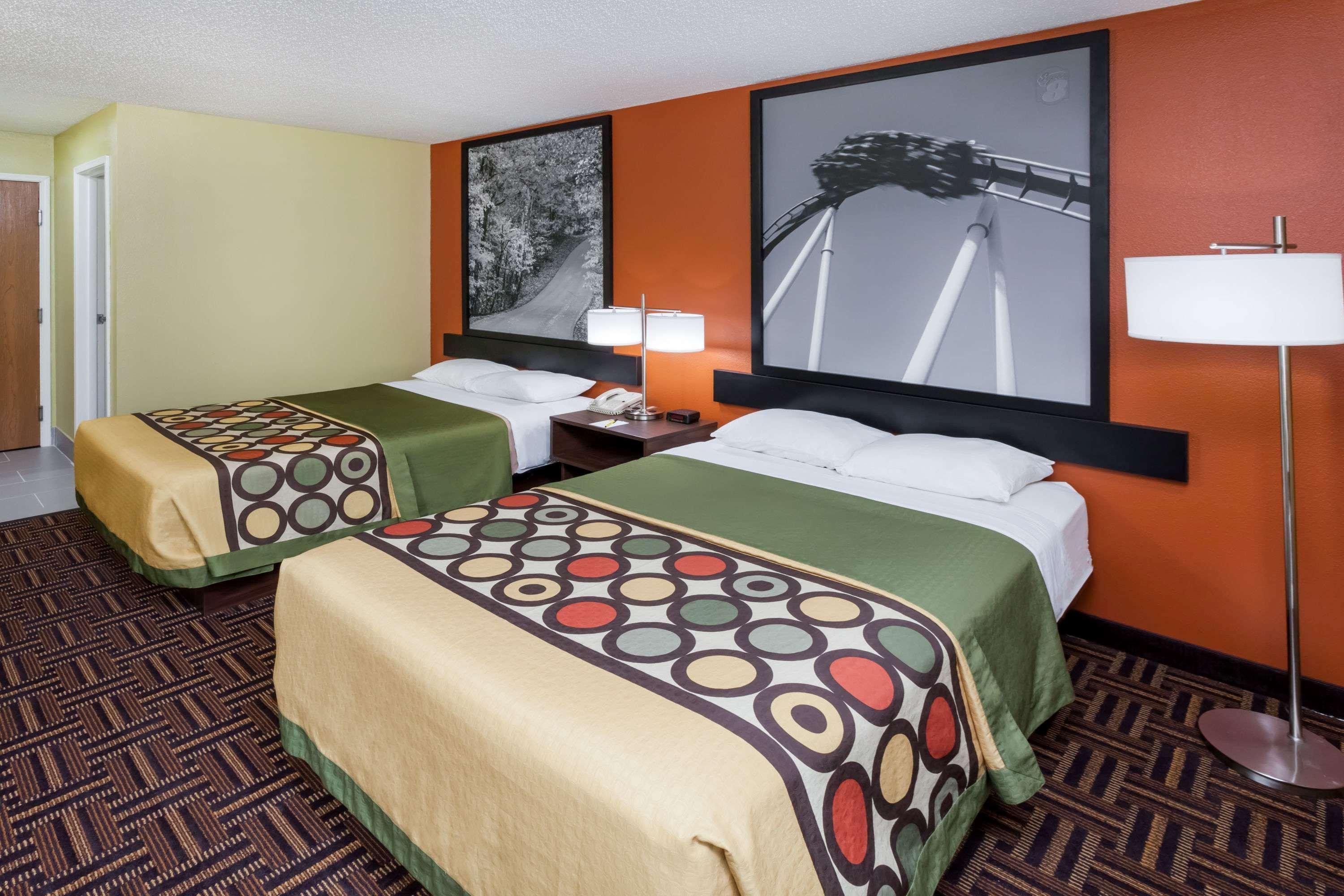 Super 8 by Wyndham Rochester Exterior foto